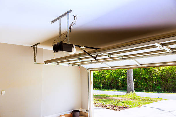 Top rated local Garage Door Panel Replacement specialists in Framingham, MA